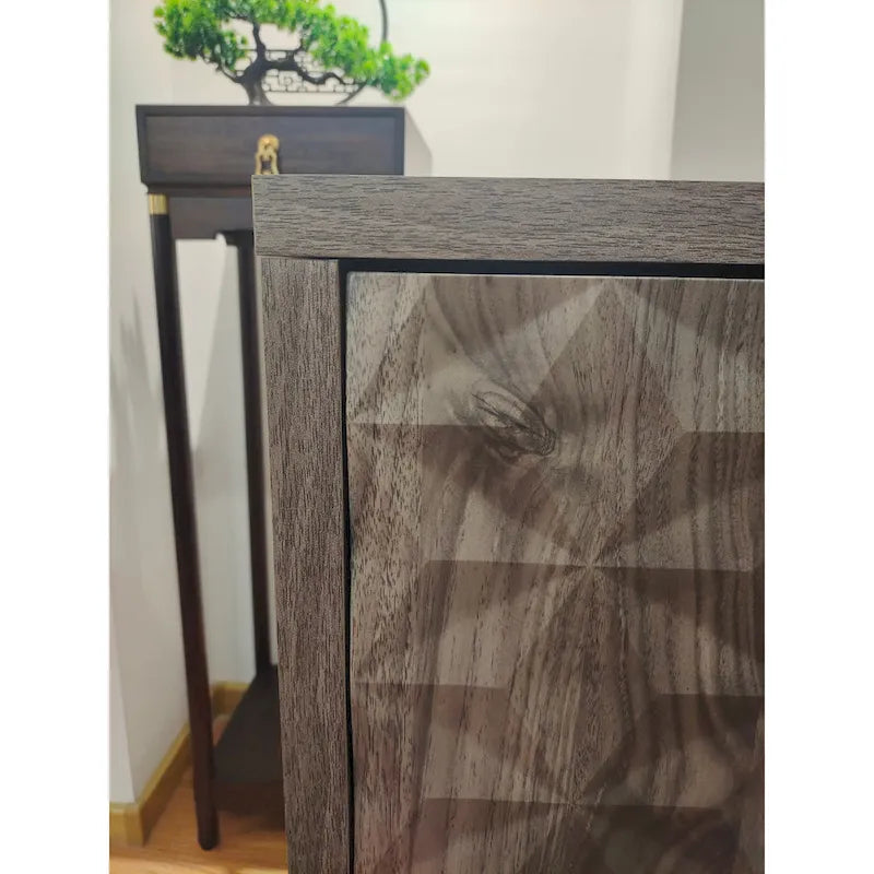 Buffet moderne, buffet avec rangement, armoire de rangement avec 4 portes à motifs losanges en relief