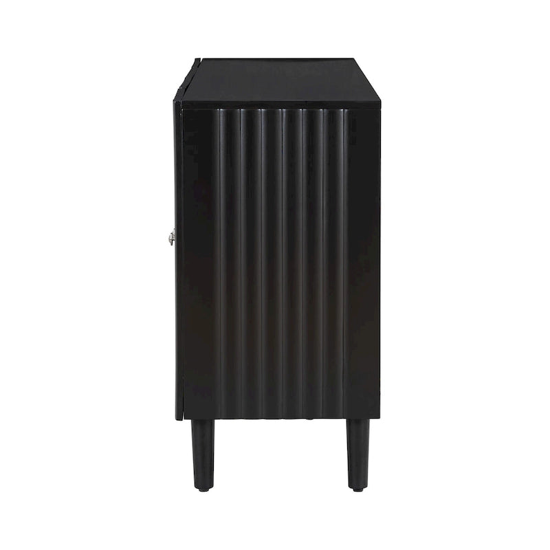 Bahut élégant à quatre portes avec portes à motif ondulé, pieds cylindriques et poignées métalliques épurées