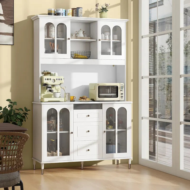 Gymax Armoire de cuisine haute 73 po avec lumières DEL et prise électrique
