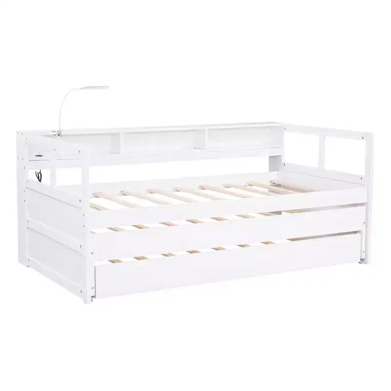 Lit de repos double XL Whisen en bois avec 2 lits gigognes, 3 compartiments de rangement, 1 lampe gratuite et port de chargement USB