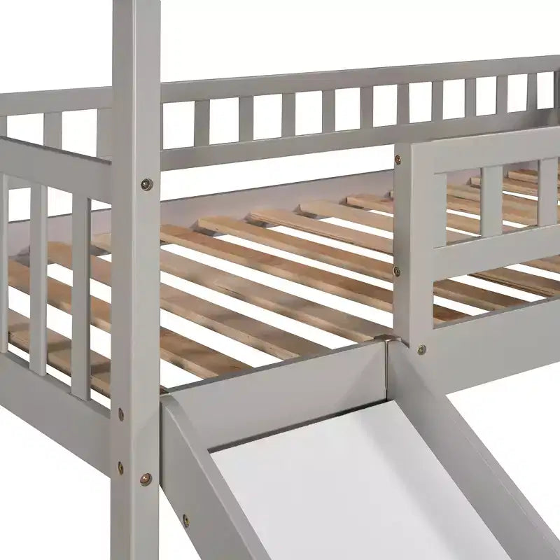 Lit mezzanine jumeau avec toboggan et escalier, lit mezzanine avec tiroirs de rangement, lit mezzanine cabane en bois pour enfants et tout-petits