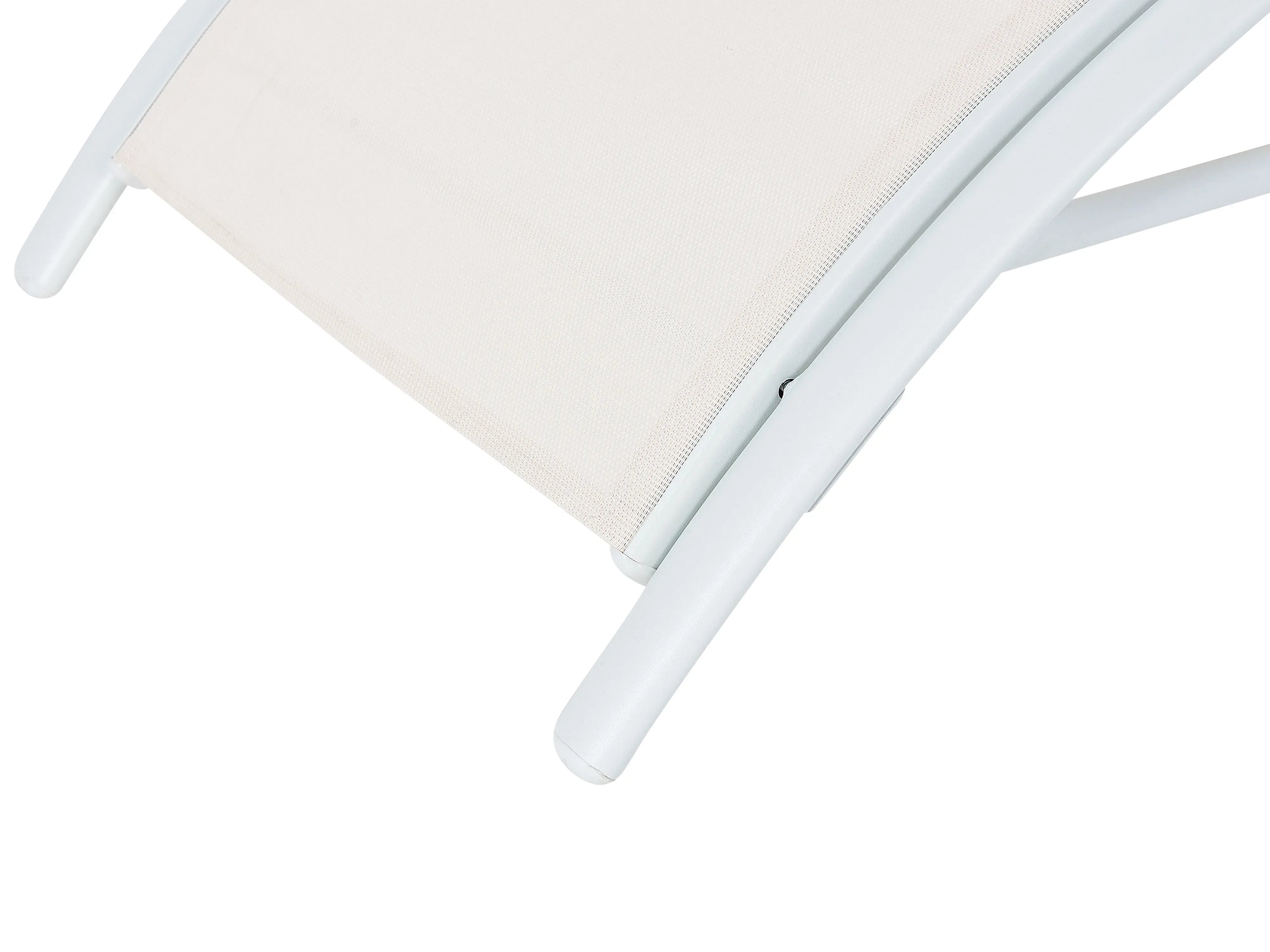 Chaise longue en métal beige