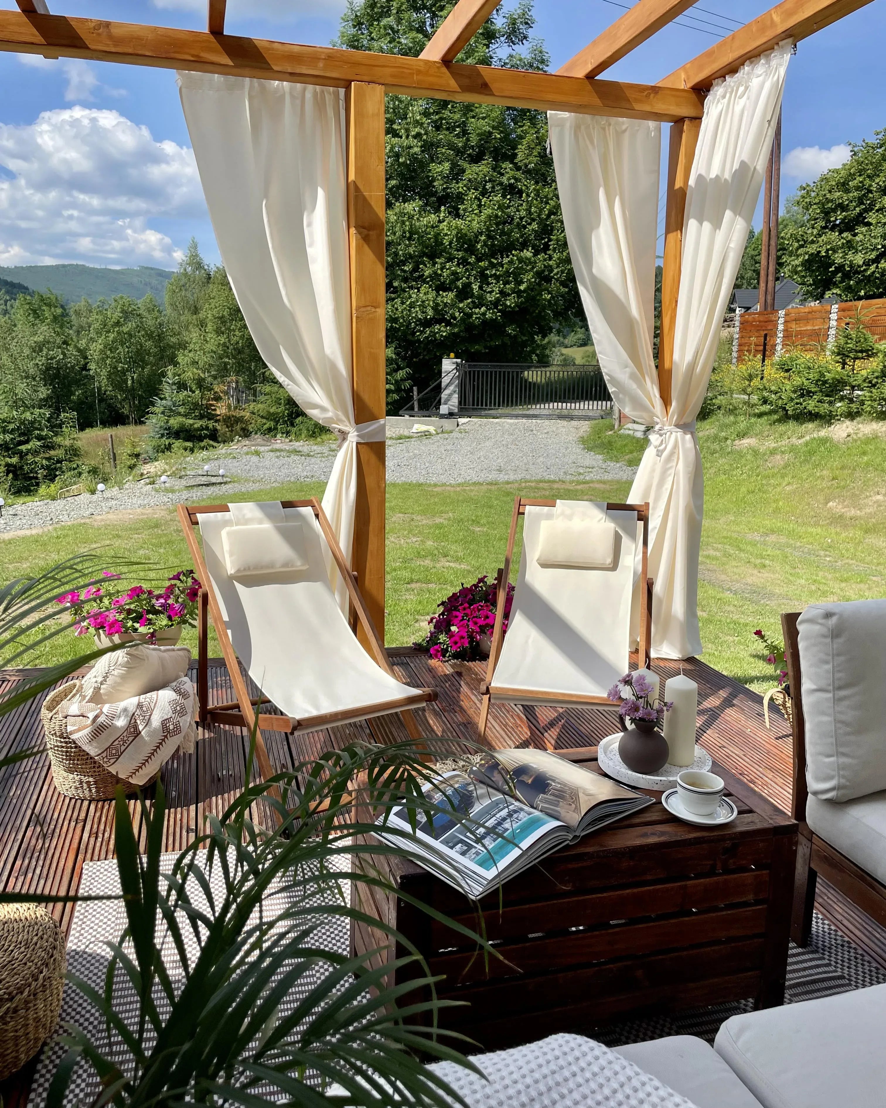 Chaise longue pliante avec tissus de rechange Bois d'acacia Marron foncé