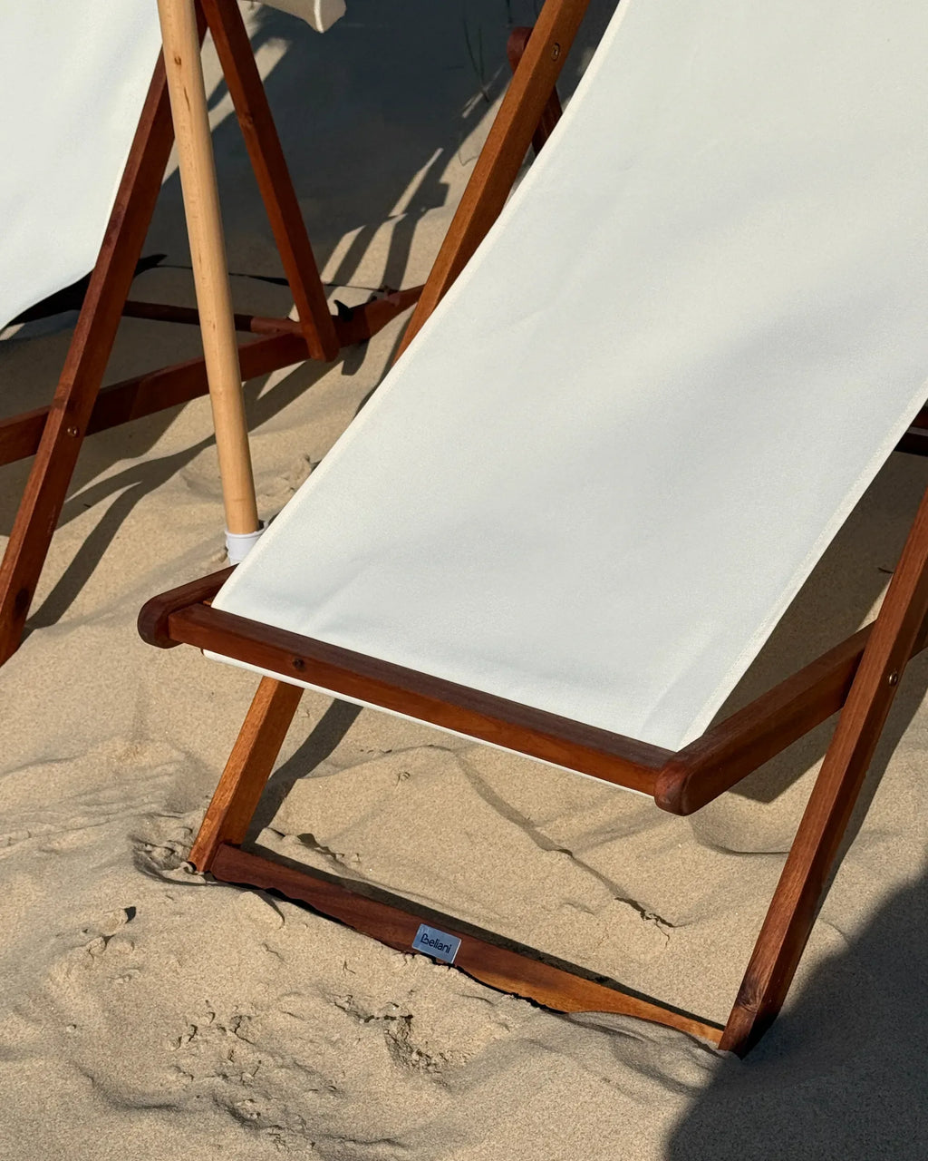 Chaise longue pliante avec tissus de rechange Bois d'acacia Marron foncé