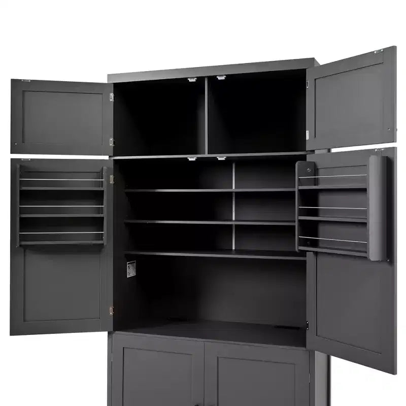 Grand meuble de garde-manger de cuisine avec prises électriques, grand placard autoportant avec support pour micro-ondes, tiroirs, étagères, casiers à vin et étagère de porte