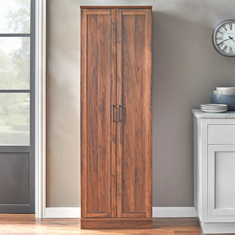 Armoire de rangement moderne de style ferme Tanner Simple Living