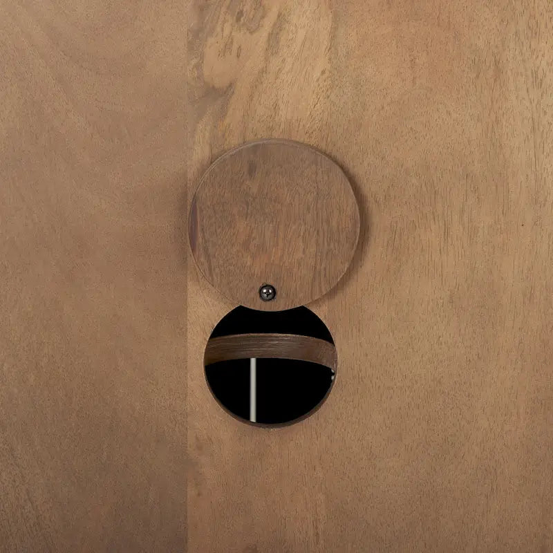Meuble d'appoint Grier en bois massif brun moyen avec portes en rotin
