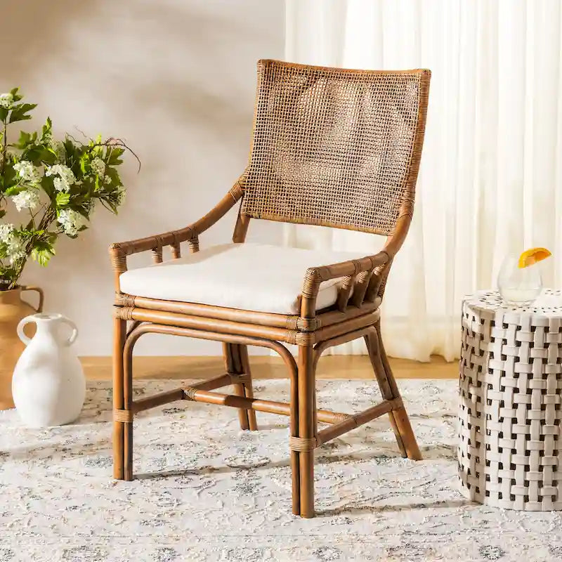 Chaise de jardin en rotin avec coussin 22 L x 24 P x 37 H 22L x 24P x 37H