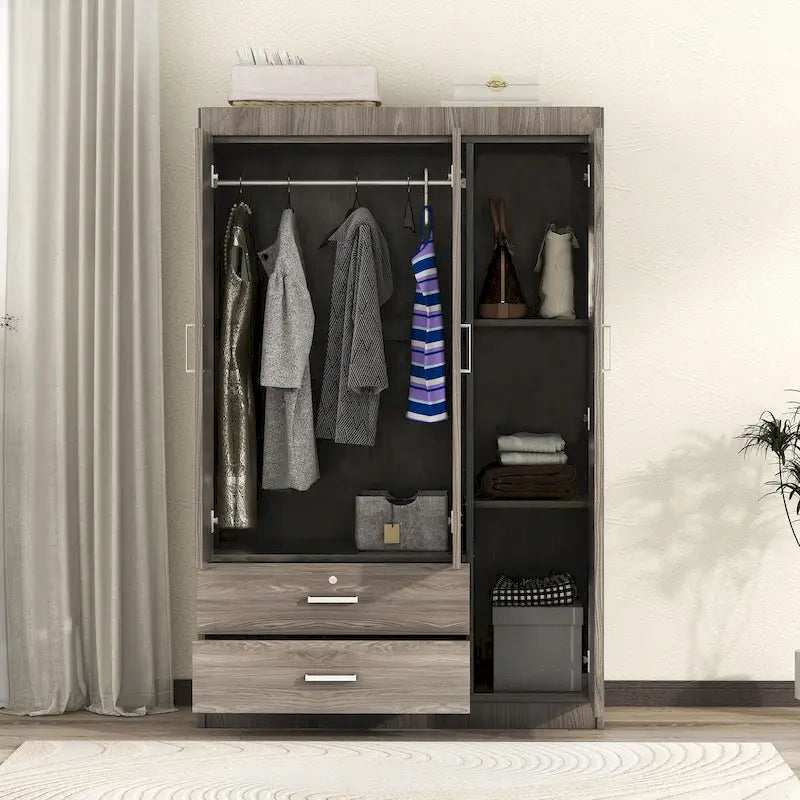 Armoire en bois 3 portes avec tiroirs - S.O.