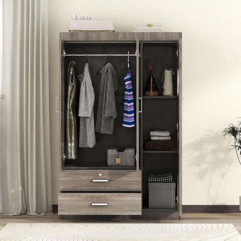 Armoire en bois 3 portes avec tiroirs - S.O.