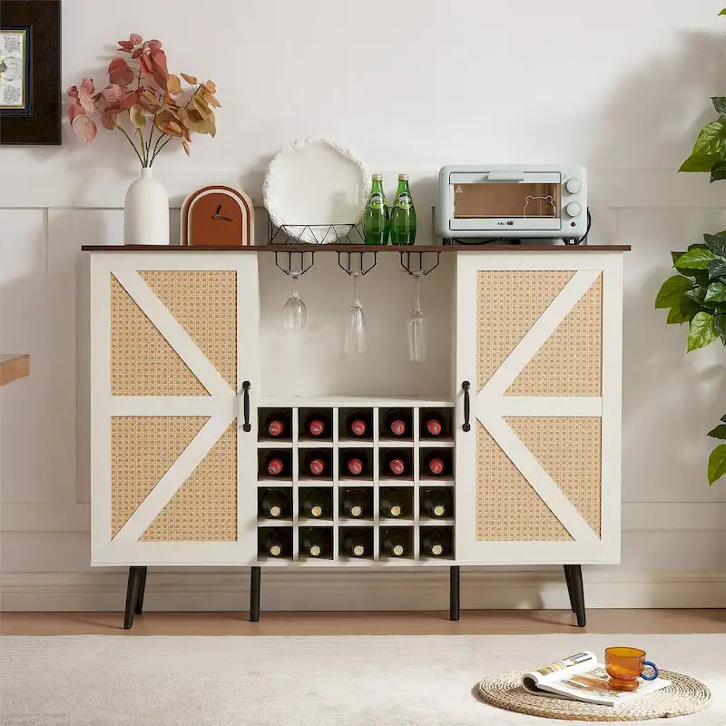 Meuble de rangement rustique en bois avec porte-bouteilles et porte-verres à vin