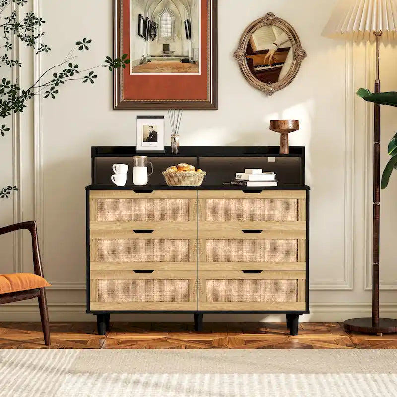 43.316-Commode de rangement en rotin à tiroirs Commode en rotin avec lumières LED et prise de courant, pour chambre, salon
