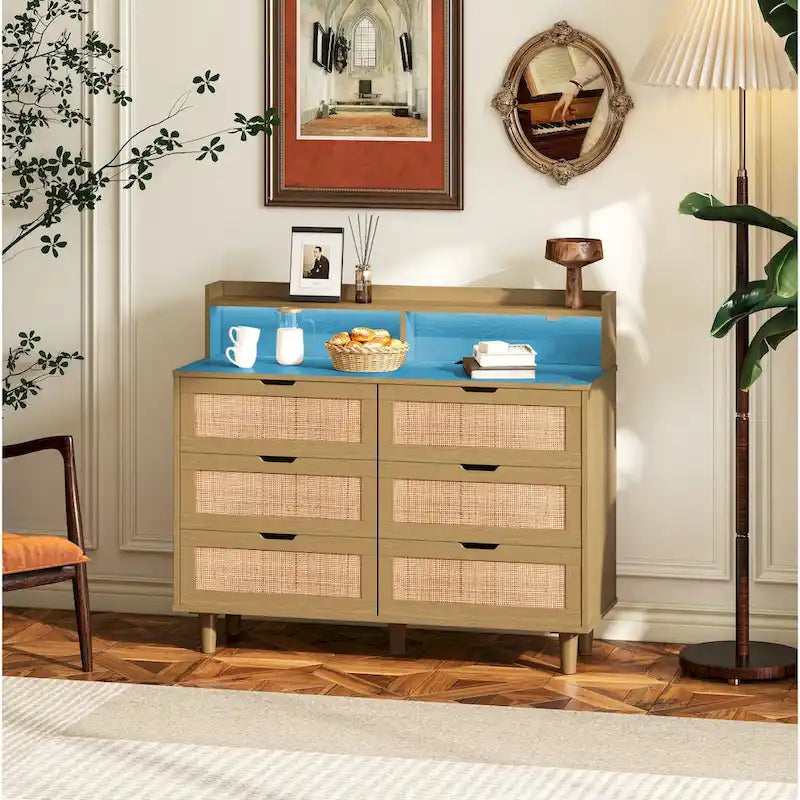 43.316-Commode de rangement en rotin à tiroirs Commode en rotin avec lumières LED et prise de courant, pour chambre, salon