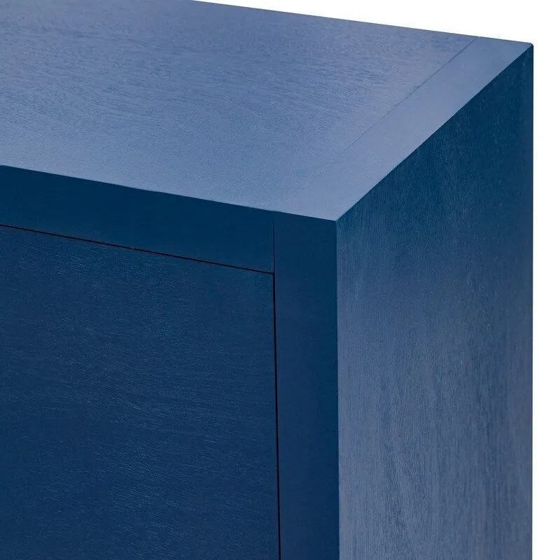 Meuble de style "Luxe Léger" avec pieds de support uniques et étagères réglables, convient pour les salons et les couloirs.