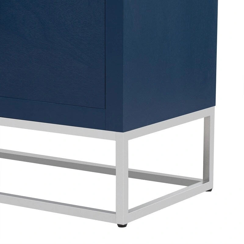 Meuble de style "Luxe Léger" avec pieds de support uniques et étagères réglables, convient pour les salons et les couloirs.