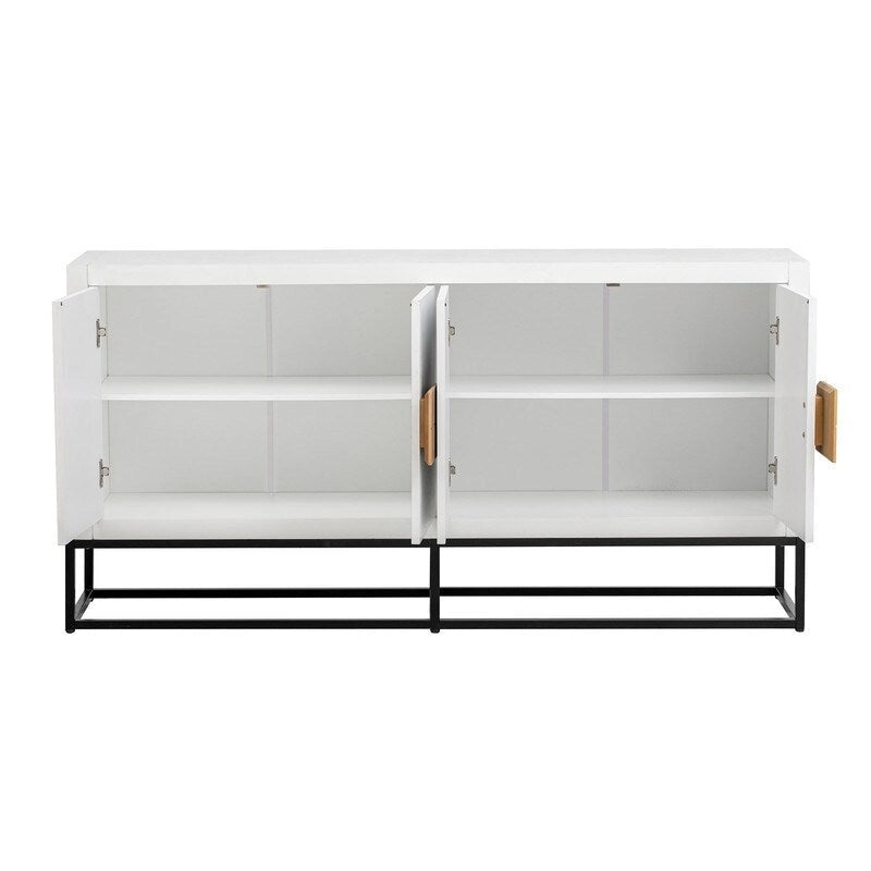 Meuble de style "Luxe Léger" avec pieds de support uniques et étagères réglables, convient pour les salons et les couloirs.