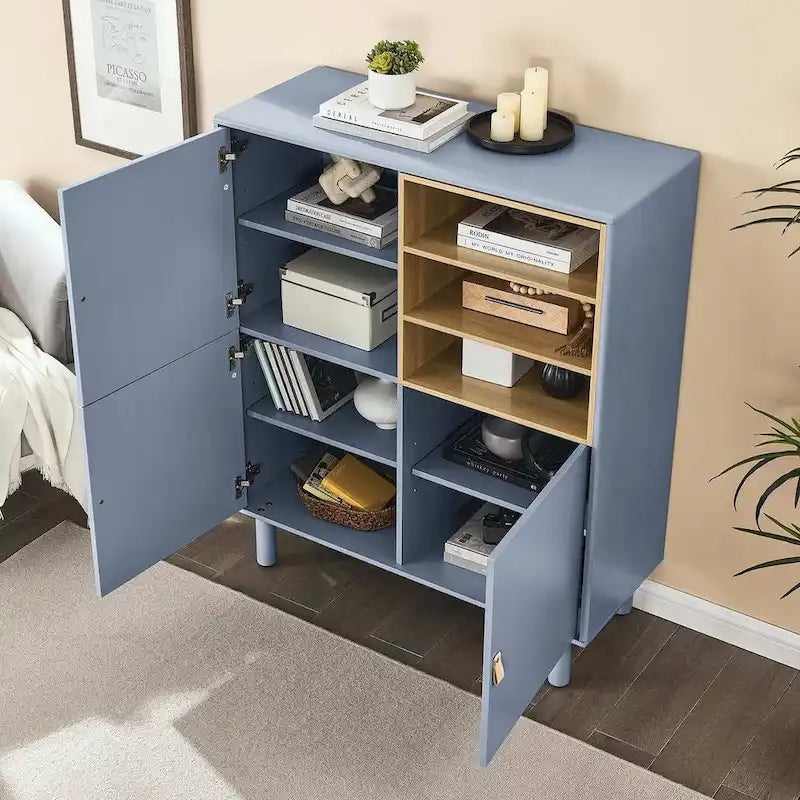 Meuble bas en bois à 3 portes avec poignée en cuir