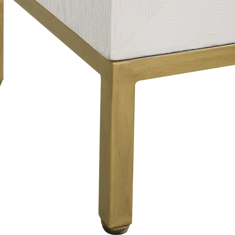 Meuble bas Uttermost Front Range blanc à 2 portes – 40,25 larg. x 34 haut. x 13 prof.