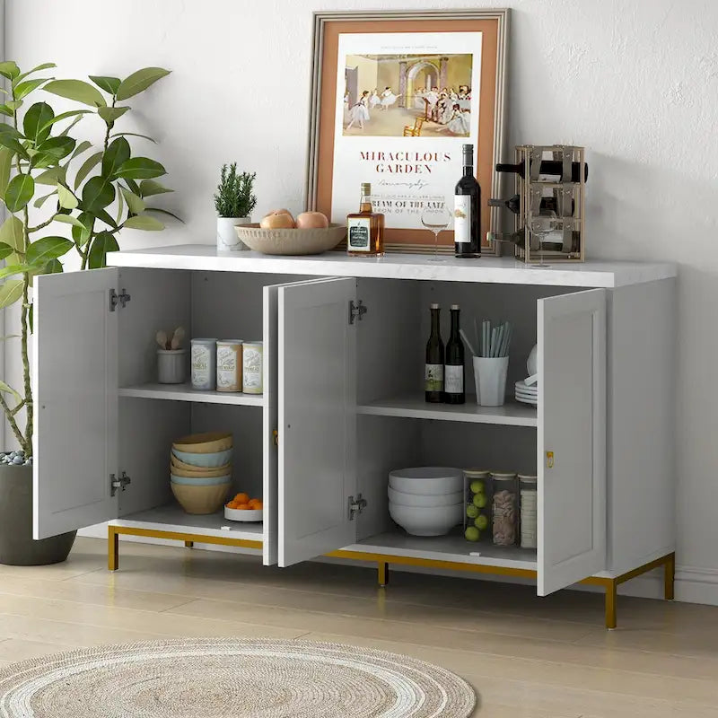 Buffet moderne avec poignées et pieds en métal