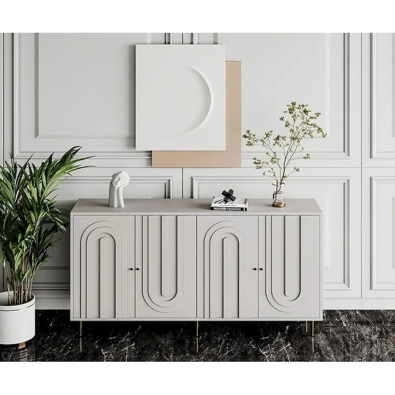 Meuble de rangement en bois avec portes vitrées et étagères
