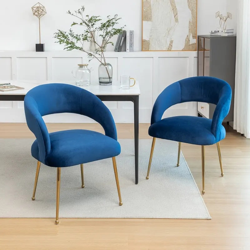 Chaise de salle à manger moderne du milieu du siècle en velours avec dossier ouvert