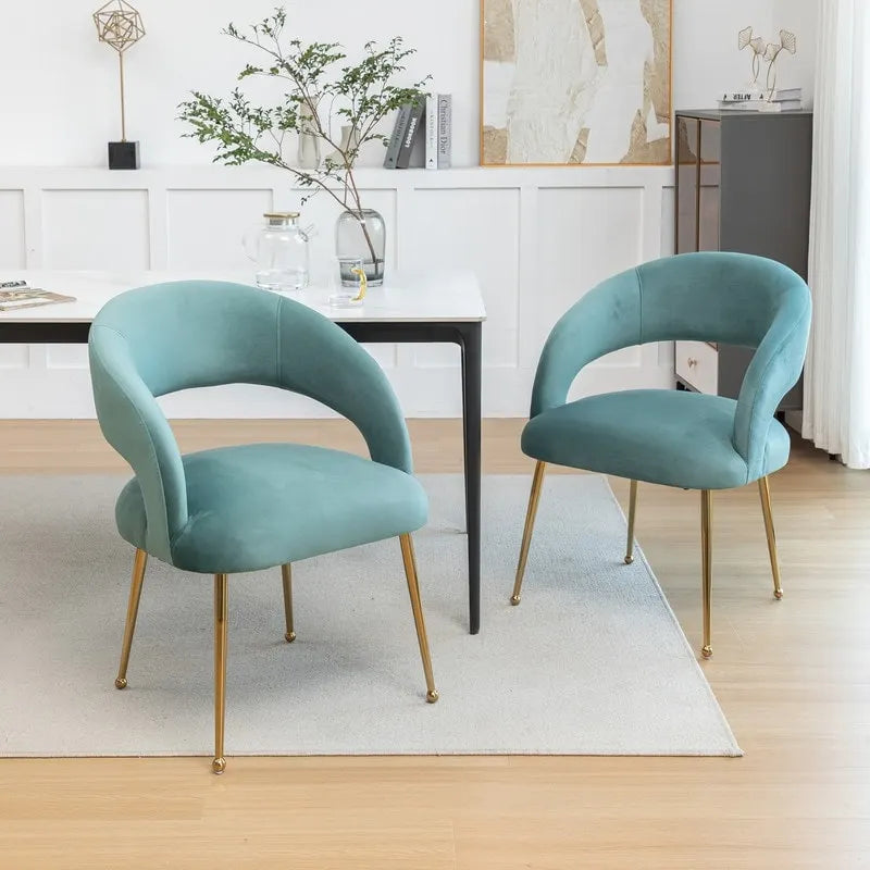 Chaise de salle à manger moderne du milieu du siècle en velours avec dossier ouvert