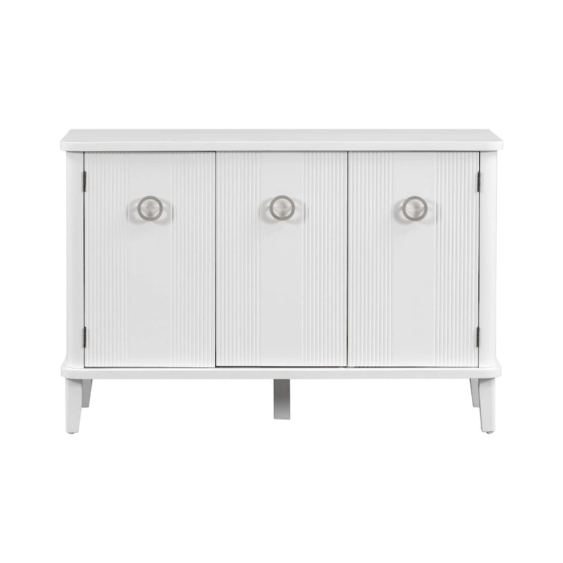 Armoire en placage de frêne de Mandchourie, sobre et pleine d'atmosphère