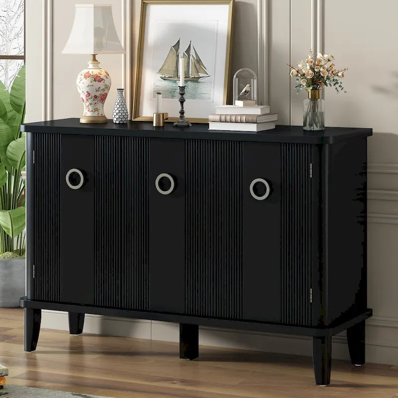 Armoire en placage de frêne de Mandchourie, sobre et pleine d'atmosphère