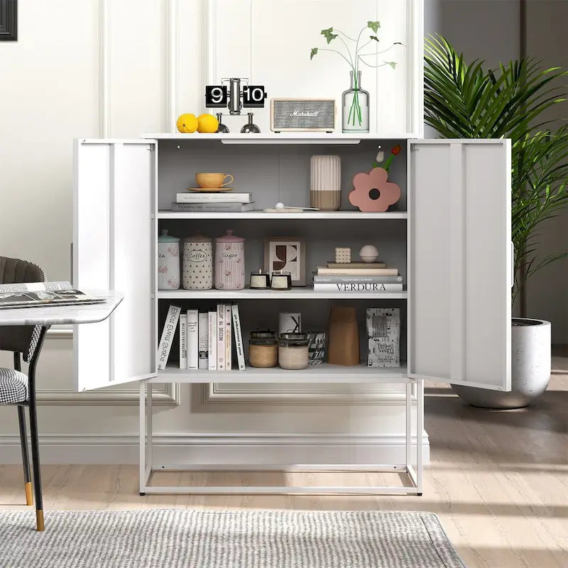 Buffet en métal robuste
